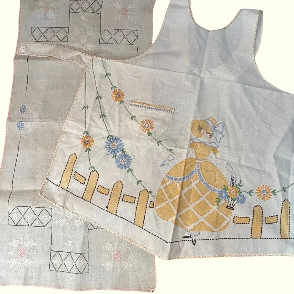 Vintage Southern Belle Hand Embroidered Apron & Linen Set Yellow Blue OS